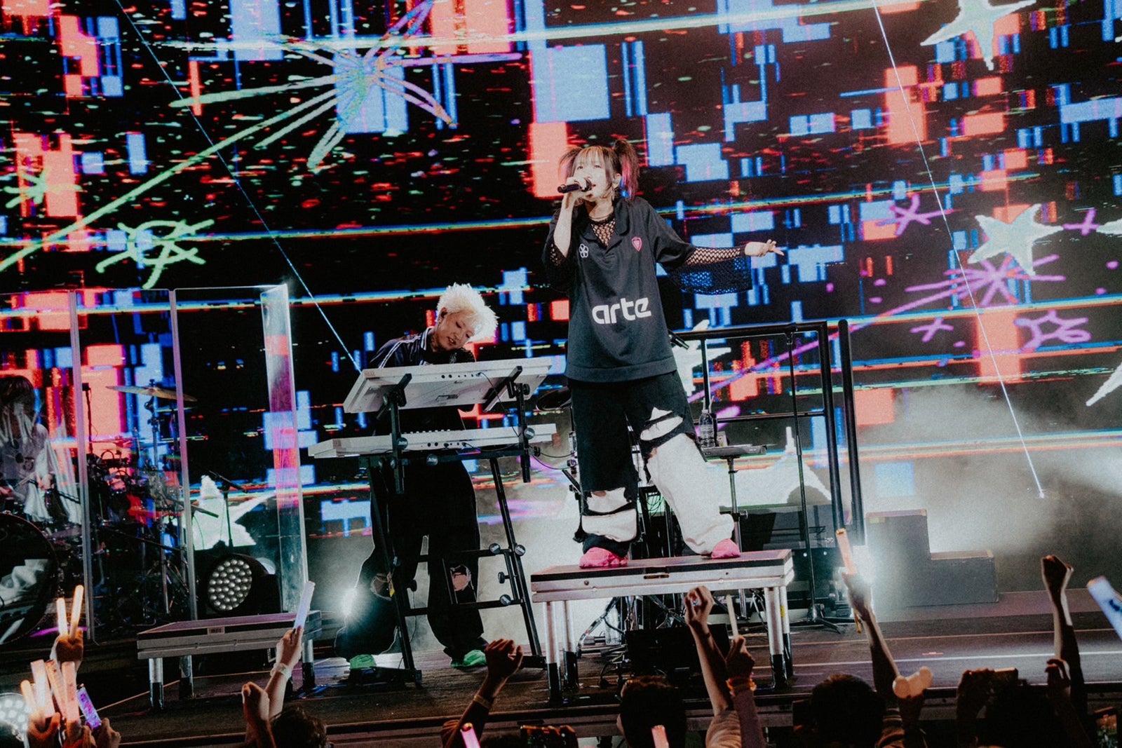 YOASOBI アメリカ東海岸ロサンゼルス・サンフランシスコでの単独公演の様子（C）Photo by Kato Shumpei