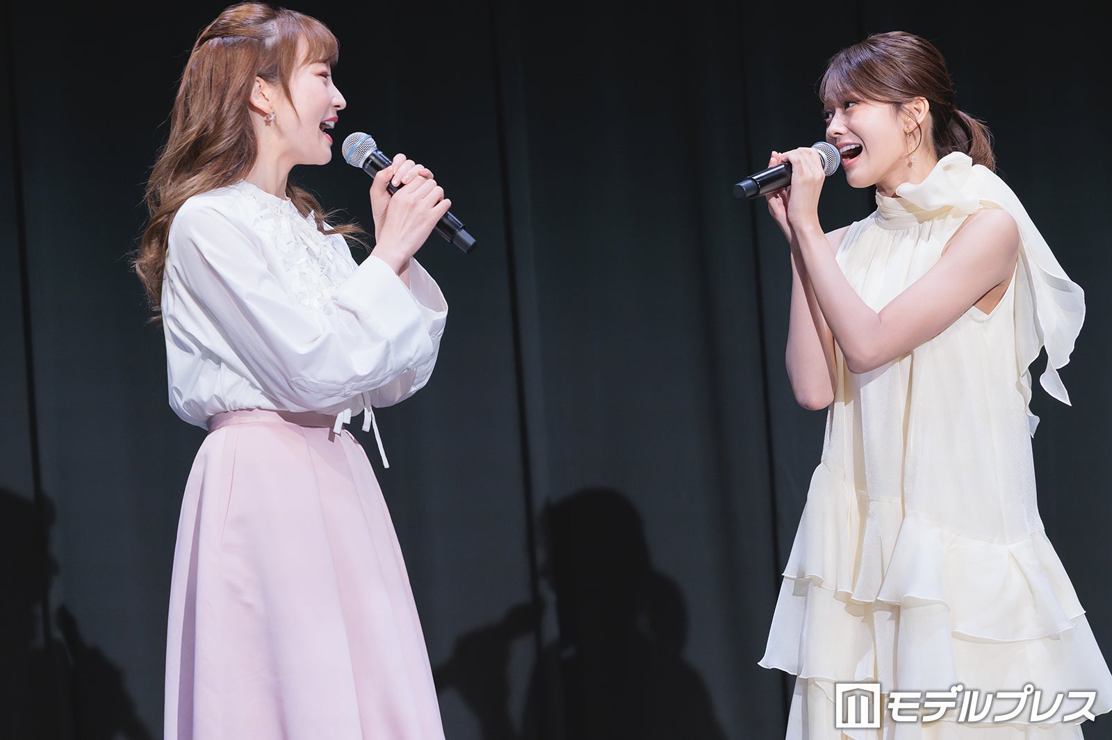 彩みちる、奥田いろは（C）モデルプレス