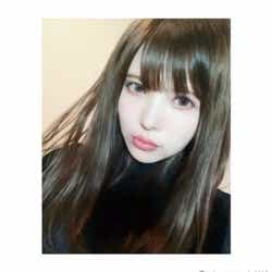 益若つばさ バッサリカットで ハイトーンボブ に大胆イメチェン めちゃくちゃ可愛い 惚れちゃう と絶賛の声 モデルプレス