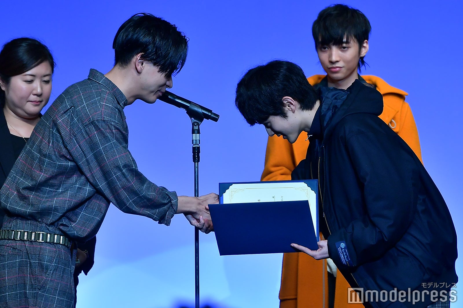 成田凌、鈴鹿央士 （C）モデルプレス