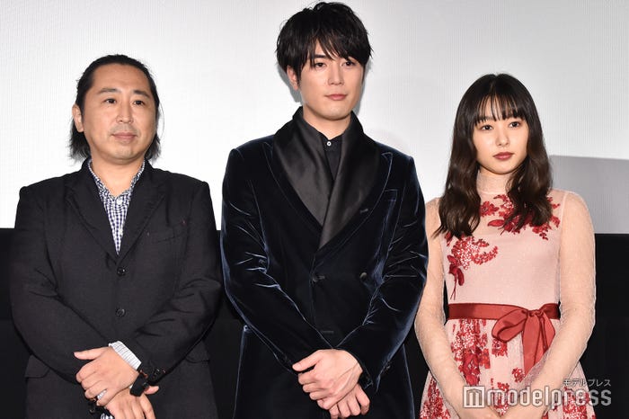 小林啓一監督、間宮祥太朗、桜井日奈子 (C)モデルプレス