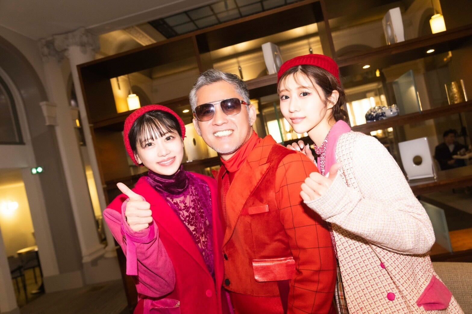 （左）南柚子「Leicester」、（右）神楽ゆあ「P&J」（提供写真）