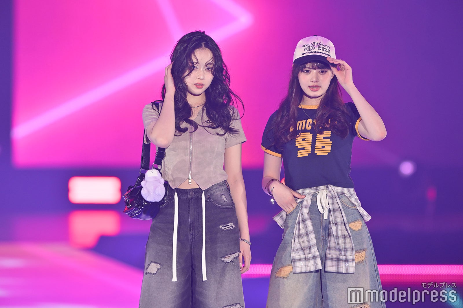 （C）モデルプレス