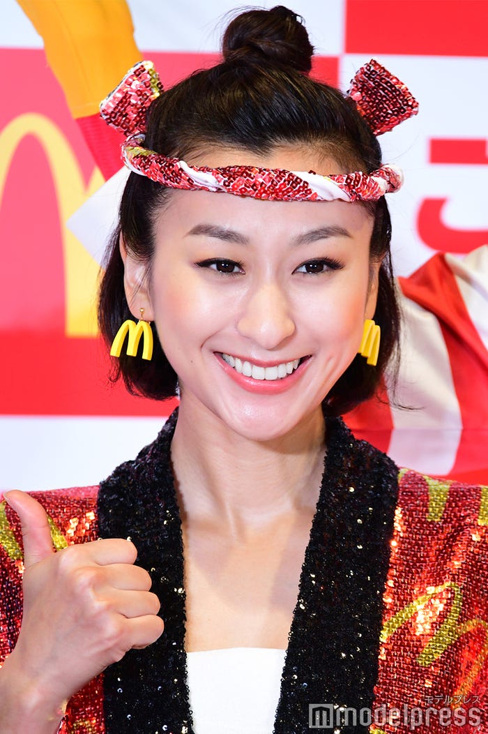 浅田舞 (C)モデルプレス