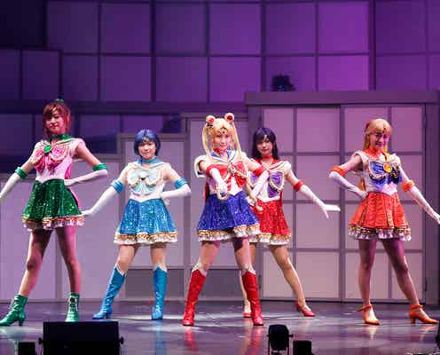 乃木坂46版ミュージカル「美少女戦士セーラームーン」が進化 ミニスカで美脚披露