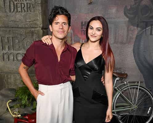 カミラ・メンデスとルディ・マンキューゾが婚約