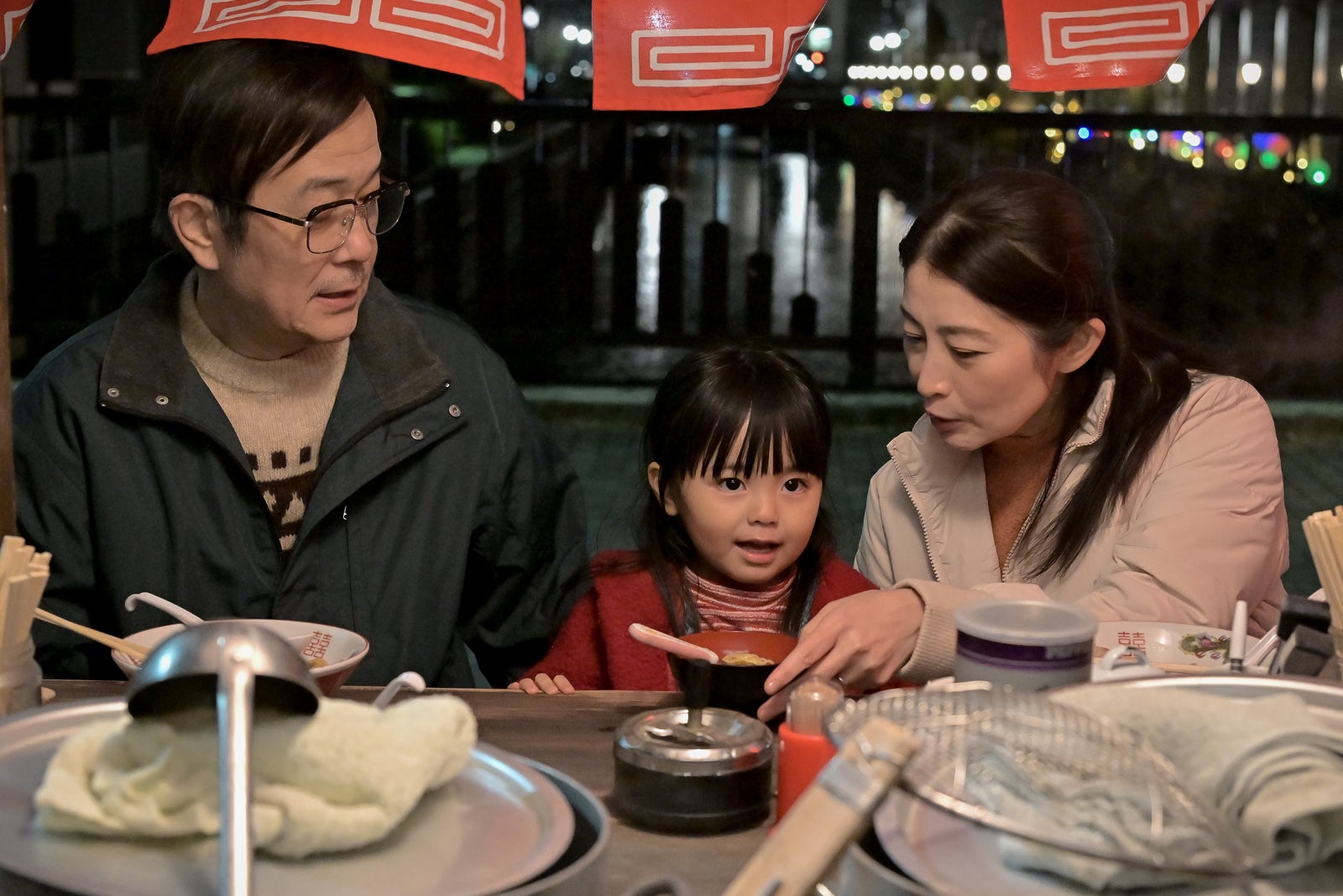 リリー・フランキー、仙道敦子「クジャクのダンス、誰が見た？」第4話（C）TBS