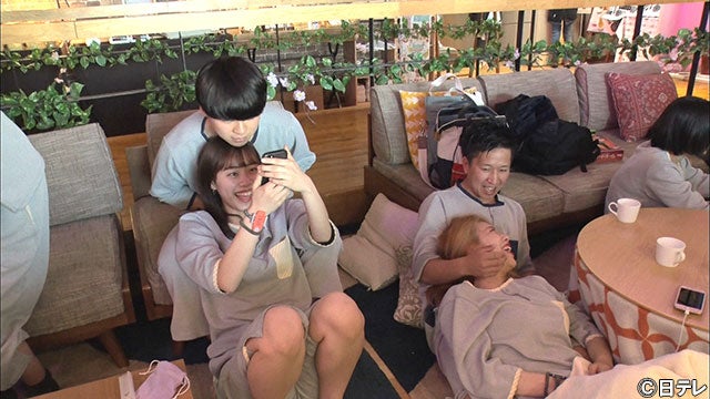 最新デートスポット お風呂カフェに潜入 こたつでいちゃつくカップルは 2人とも実家なので モデルプレス