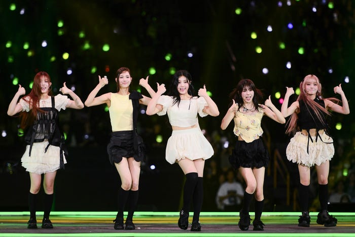 ILLIT「SBS INKIGAYO LIVE in TOKYO 2024」(C)SBS