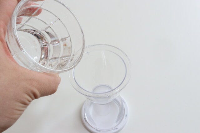 USB式加湿器（砂時計型）　注水