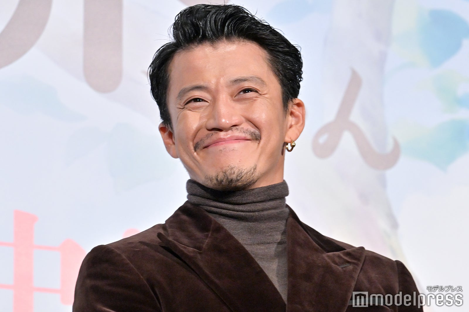 小栗旬（C）モデルプレス