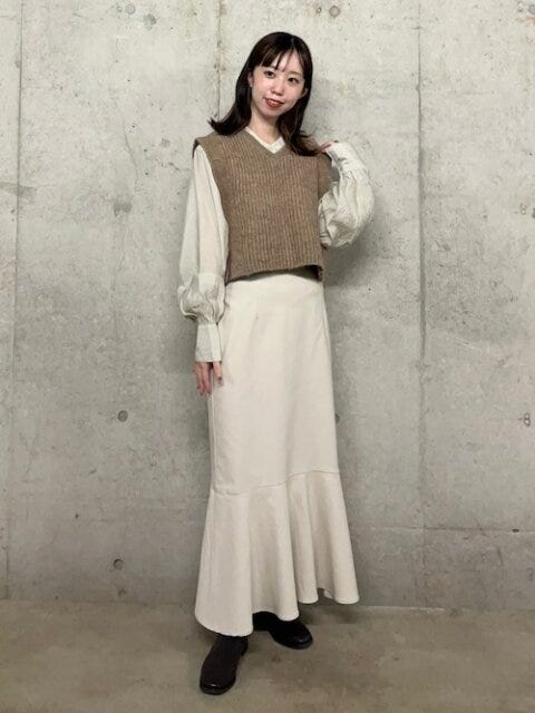 ボリューム袖ブラウス　コーデ　秋