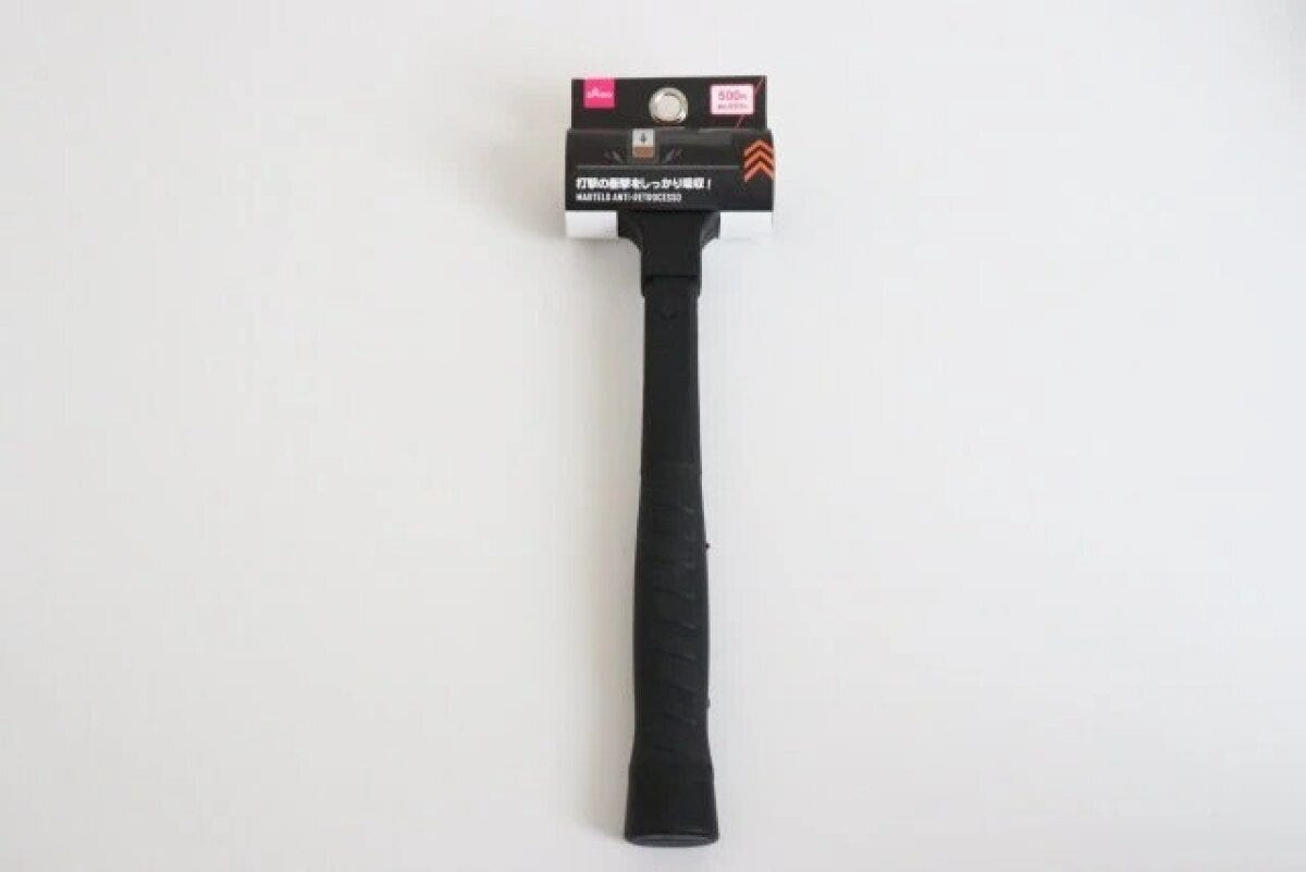 ダイソーのショックレスハンマーのパッケージ