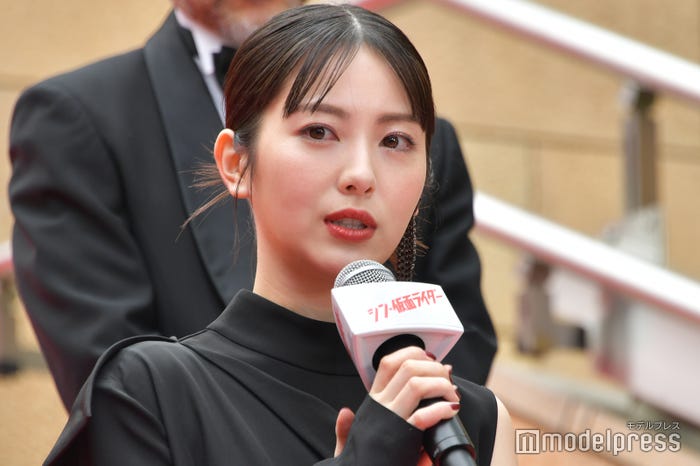 浜辺美波(C)モデルプレス