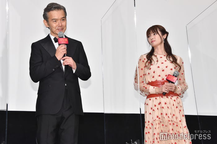 渡部篤郎、深田恭子 (C)モデルプレス