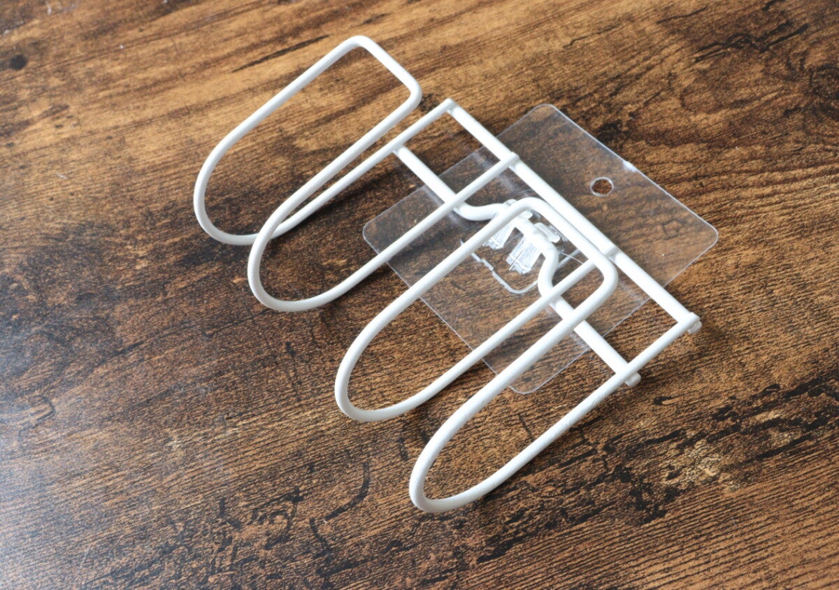 100均からついに出た！「通気性も衛生面もパーフェクト！」ありそうでなかった優秀ホルダー