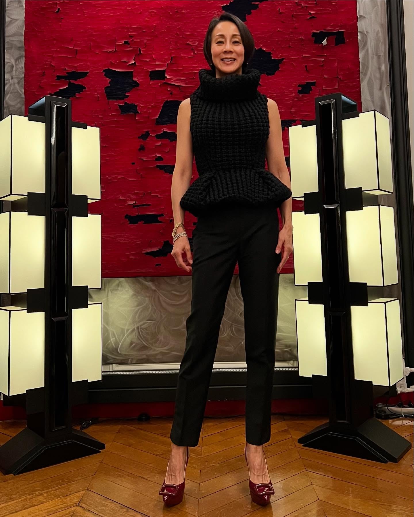 パリ在住・中村江里子アナ、7年前の長女を顔出し公開 自身のお下がり着用「息を飲むような美貌」「クールな表情が素敵」の声