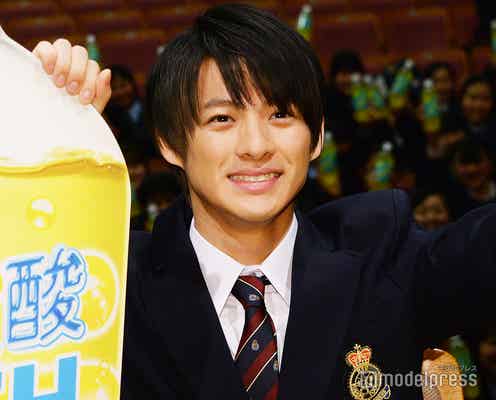 King & Prince平野紫耀「人生でデートしたことない」発言に立候補者続出 女子校サプライズ登場で生徒350人熱狂