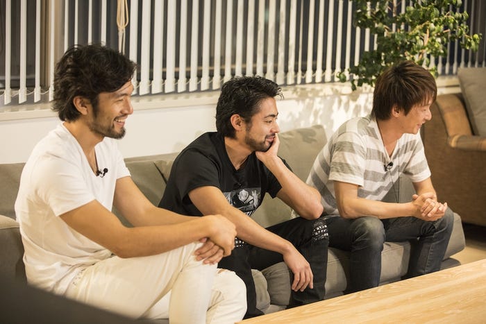 3人が対談(提供写真)