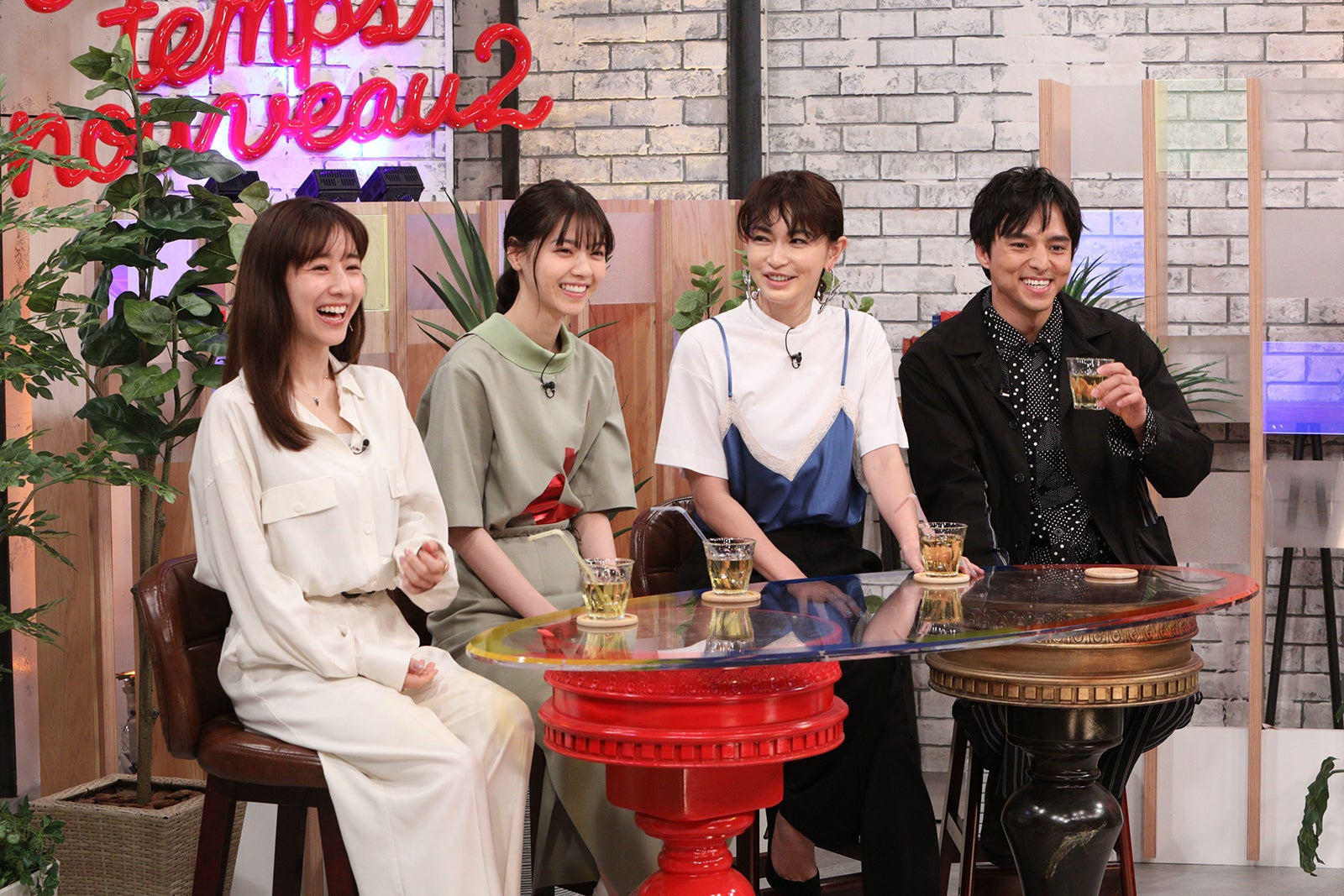 田中みな実、西野七瀬、長谷川京子、満島真之介（C）カンテレ