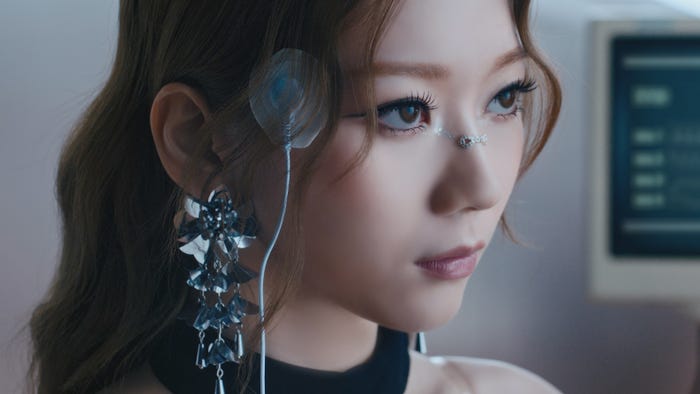 IS:SUE/RINO(坂口梨乃)「1st IS:SUE」コンセプトトレーラーより(C)LAPONE GIRLS