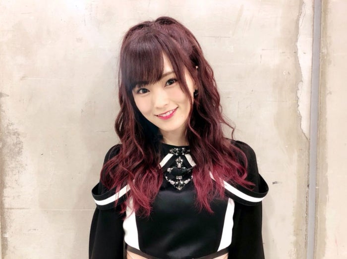 Nmb48山本彩 ピンクグラデ風 斬新ヘアに絶賛の声 最高に似合う 真似したい モデルプレス