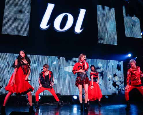 lol、念願の初ツアー開幕「最高の時間を過ごせた」サプライズ発表も<セットリスト>