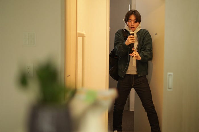 南出凌嘉「君が獣になる前に」第10話より(C)「君が獣になる前に」製作委員会