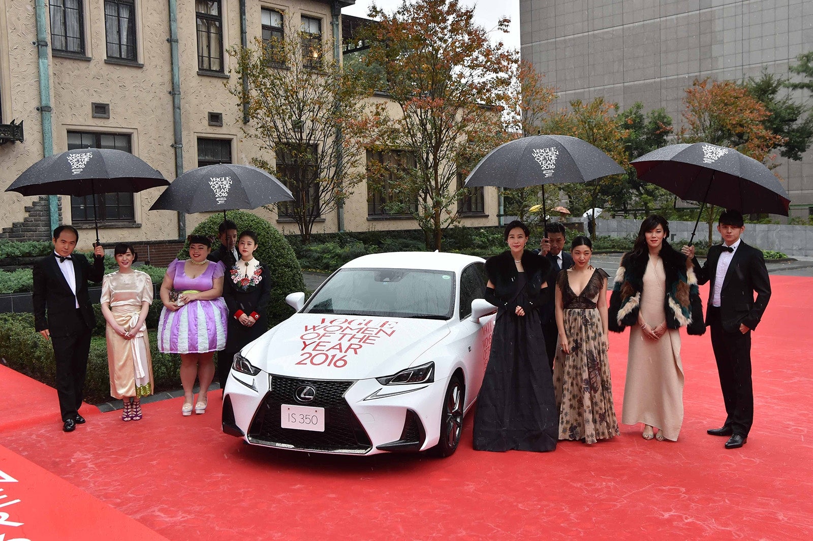 「VOGUE JAPAN Women of the Year 2016」レッドカーペットの様子