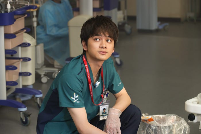 北村匠海「ナイト・ドクター」第1話より(C)フジテレビ