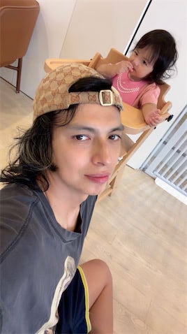 アレクサンダー、沖縄旅行から帰宅も子どもたちは習い事三昧「今日から歌の練習始めるよー」