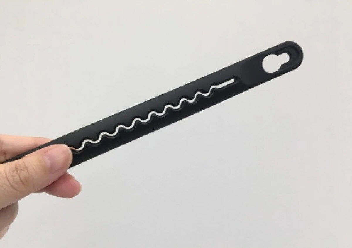 ダイソー　シニヨンメーカー