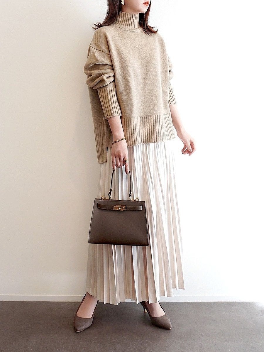 白スカートコーデ1