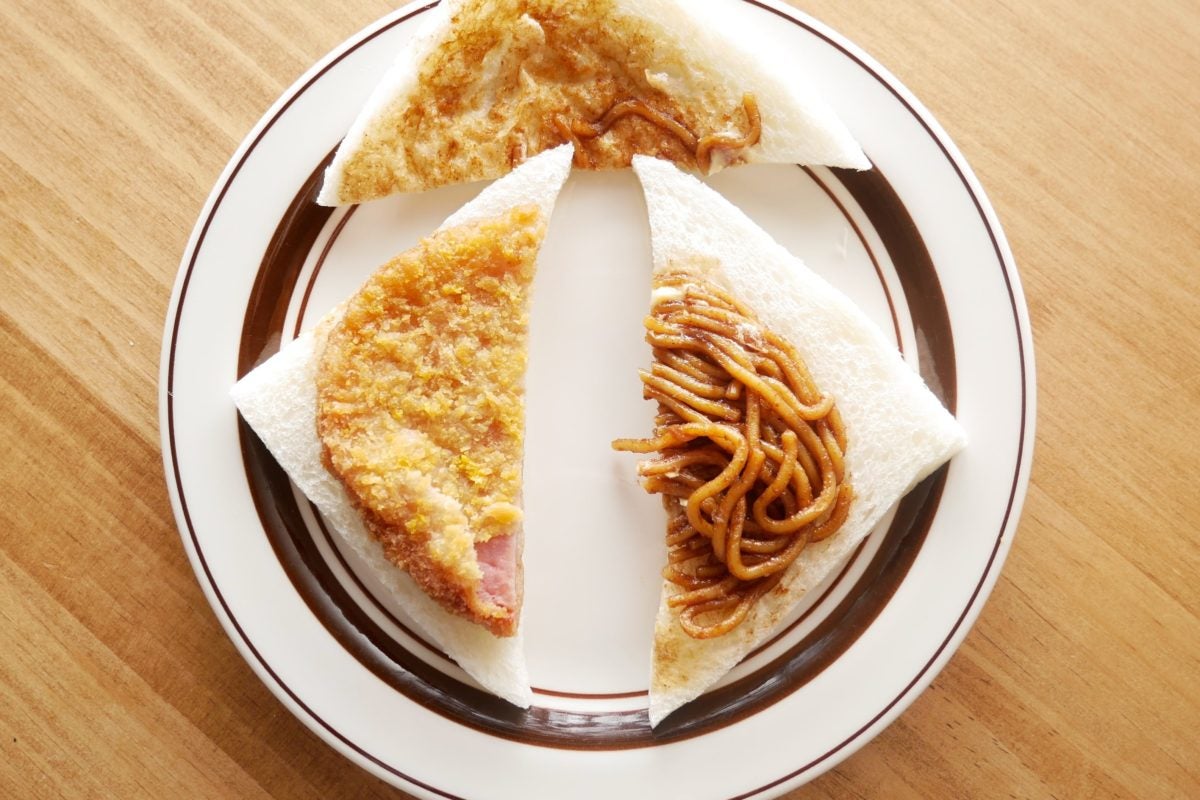 ハムカツ＆焼きそばサンド