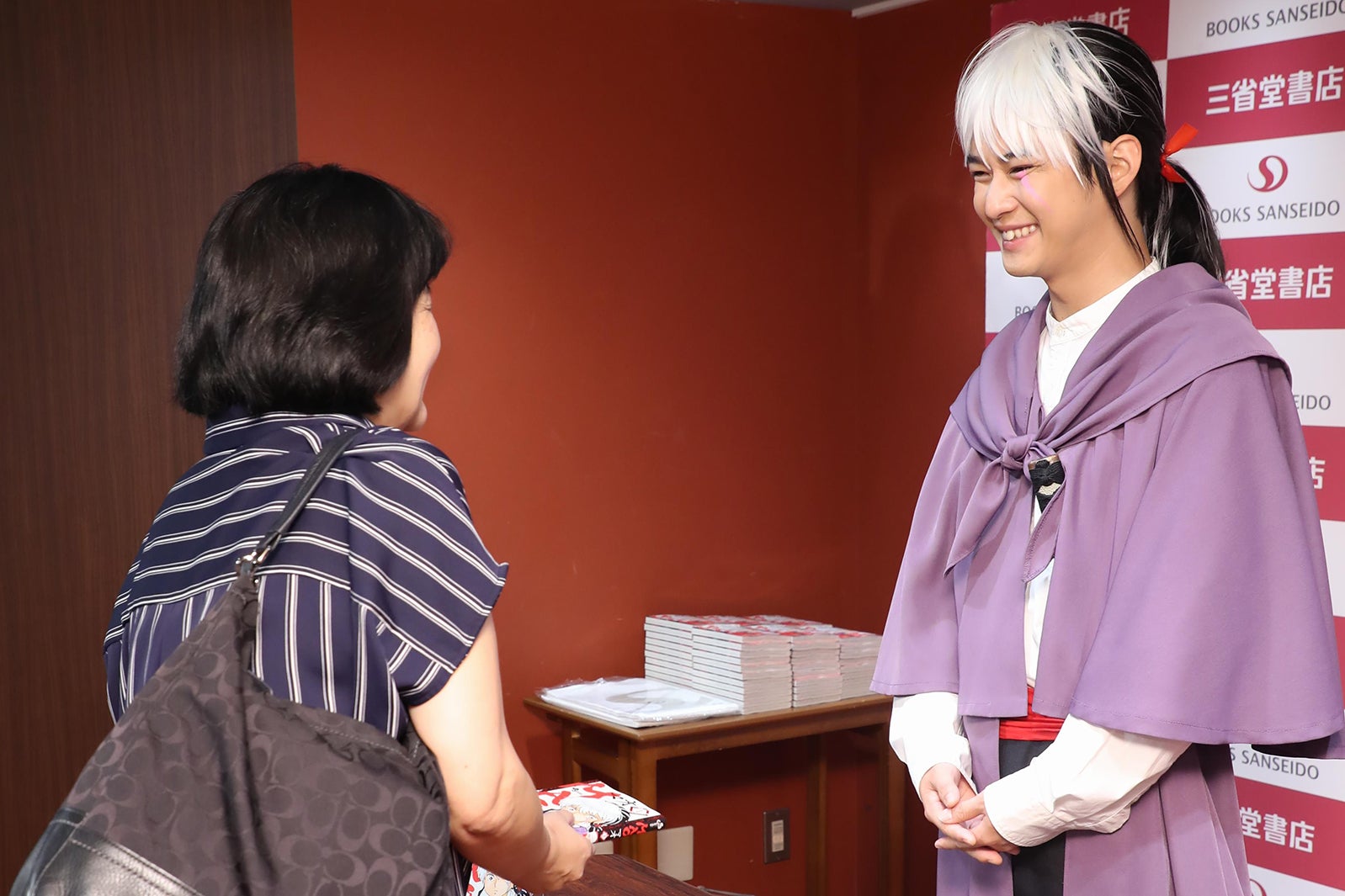 お渡し会の様子（提供写真）