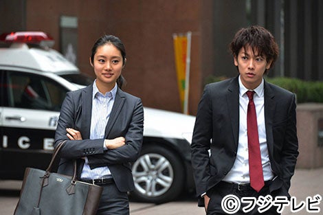 同期コンビの恋の行方にも注目だ