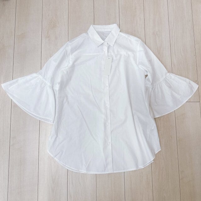 GU　フレアスリーブロングシャツ　ホワイト