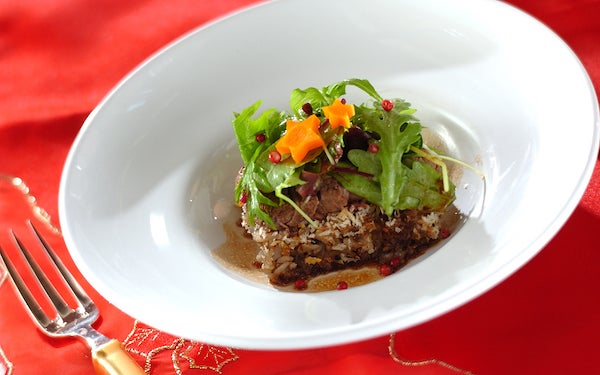 赤ワインソースが絶品！　牛フィレ肉のステーキ