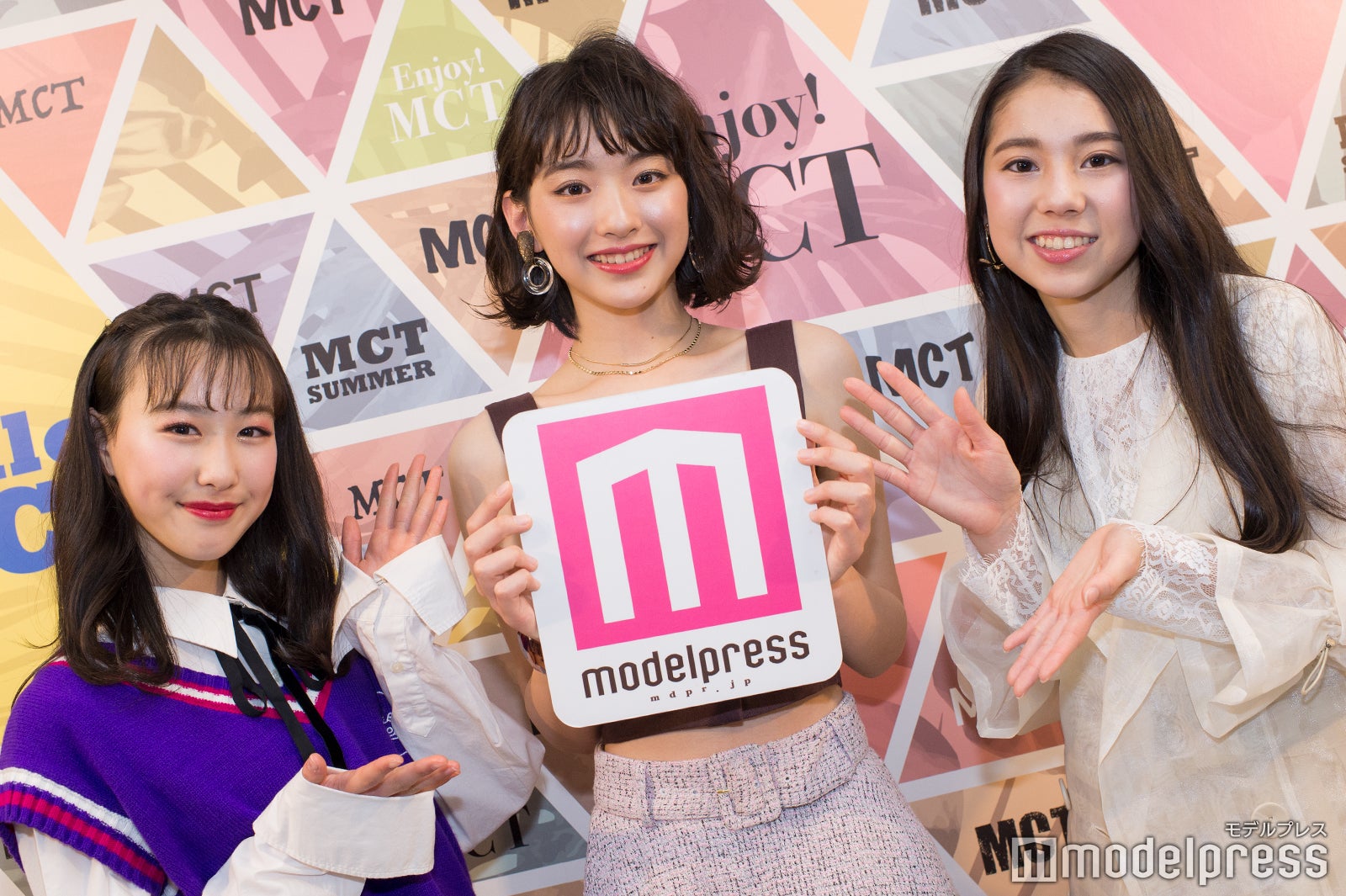 （左から）山下森羅さん、村上なずなさん、池田メリッサさん（C）モデルプレス 
