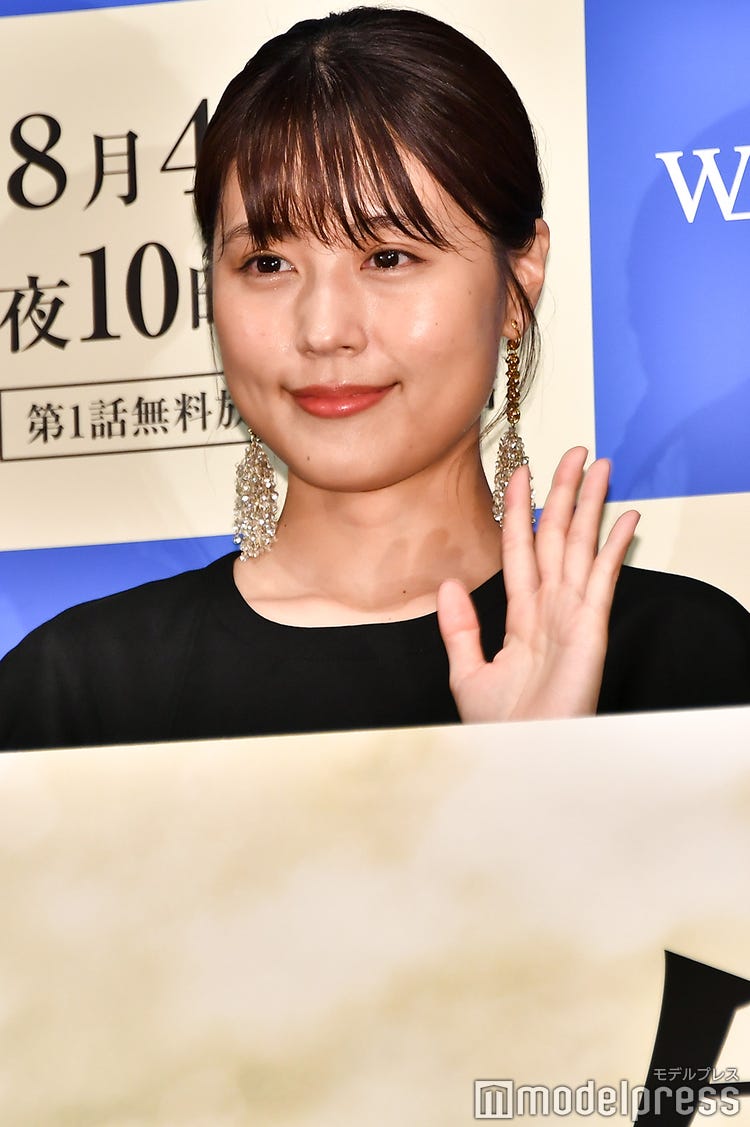 画像2 3 有村架純 秋メイクの横顔にファン悶絶 ますます色気が増した 美人すぎ モデルプレス