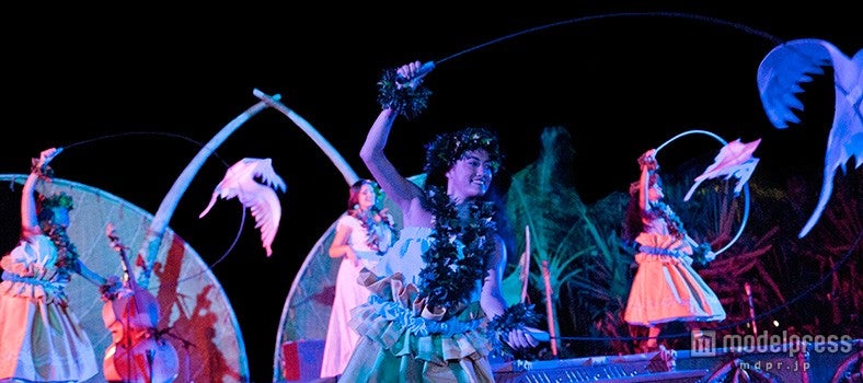 「スターリット・フイ」オールドフラから創作フラまで披露