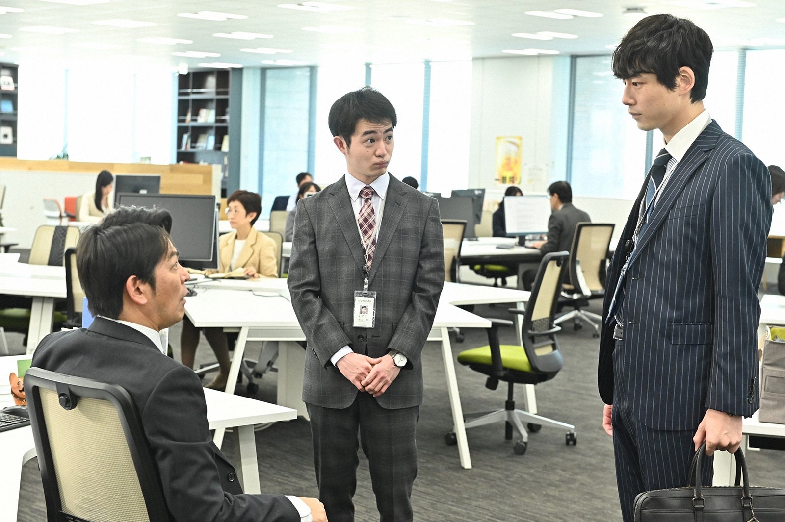 岡田圭右、森永悠希、坂口健太郎／「婚姻届に判を捺しただけですが」最終話より（C）TBS