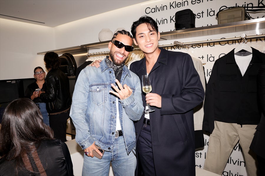 SEVENTEENミンギュ、ブラックスーツで色気漂う パリ「Calvin