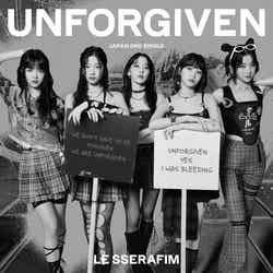 LE SSERAFIM「UNFORGIVEN」（8月23日発売）UNIVERSAL MUSIC STORE盤（P）＆（C）SOURCE MUSIC