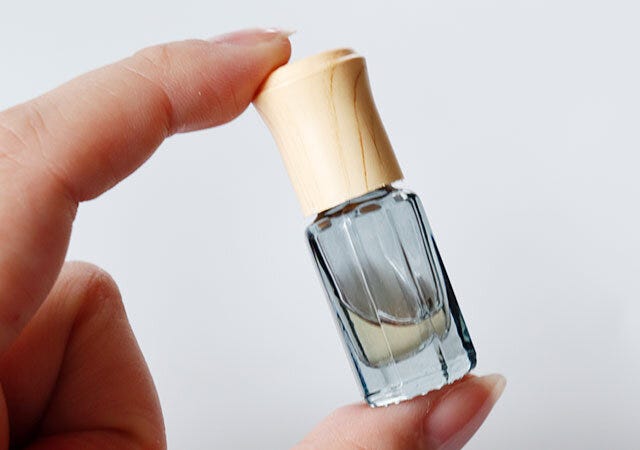 セリア　ガラスローラーボトル