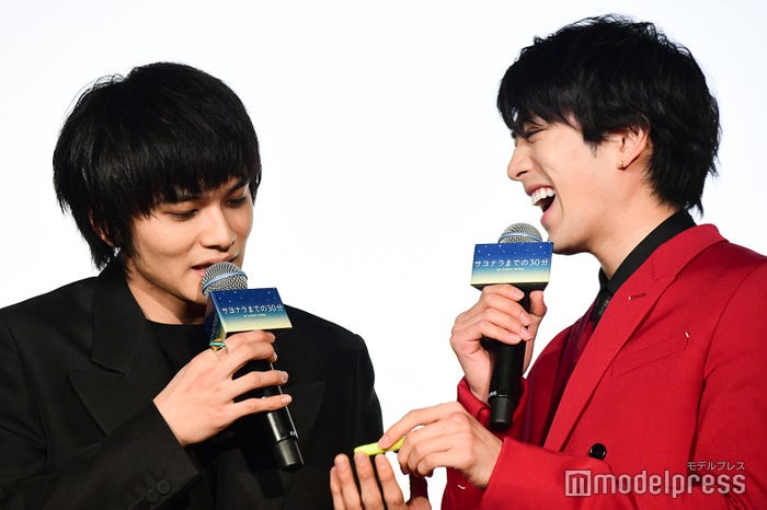 北村匠海、新田真剣佑 (C)モデルプレス