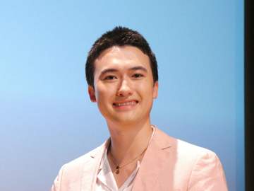 22年末に芸能界引退の26歳元国民的アイドル 印象ガラリの短髪姿でイベント登場「緊張してるんですよ！」