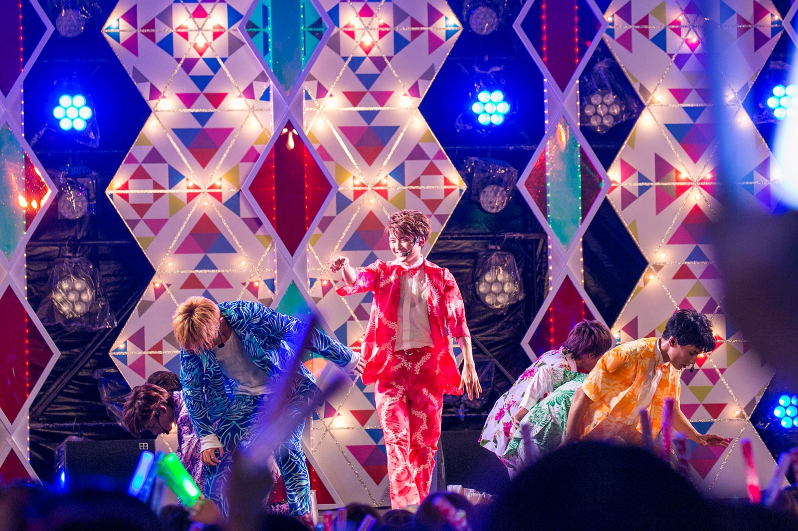 超特急／photo：米山三郎（SignaL）