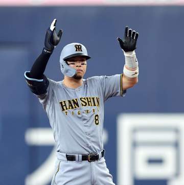 阪神快勝 連敗4でストップ、高橋が無傷8勝目でハーラー単独トップ 初回に佐藤輝の適時二塁打で先制