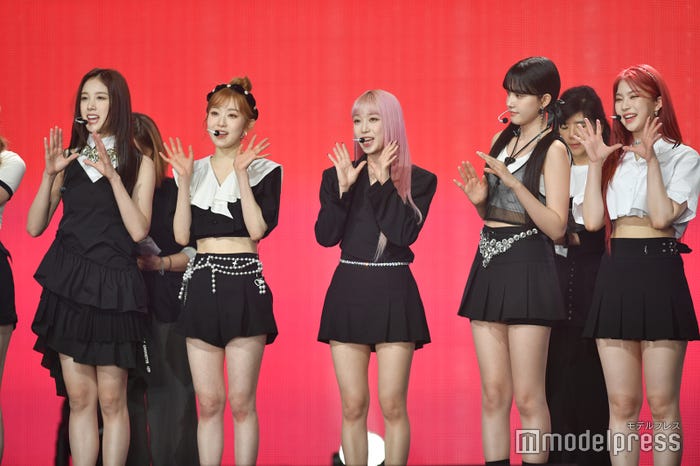 STAYC(C)モデルプレス